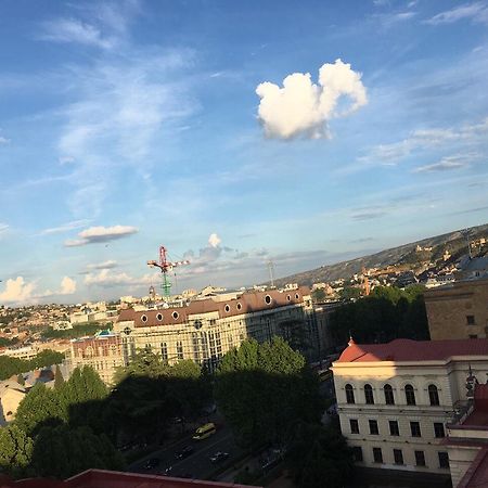 Rustaveli Apartment City Centre Tbilisi Exterior photo
