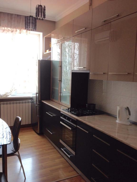 Rustaveli Apartment City Centre Tbilisi Exterior photo
