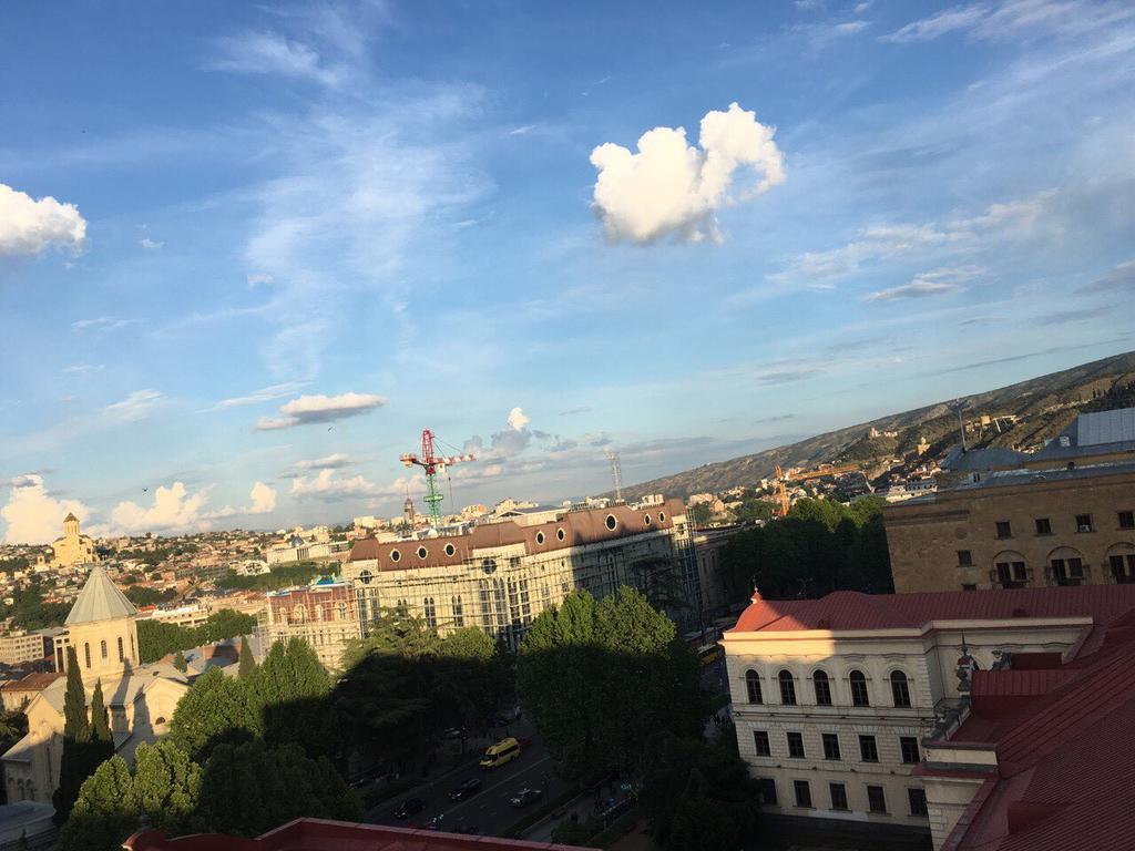 Rustaveli Apartment City Centre Tbilisi Exterior photo